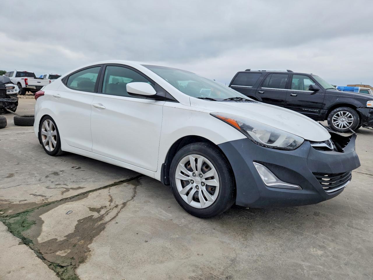 2014 HYUNDAI ELANTRA SE photo 10