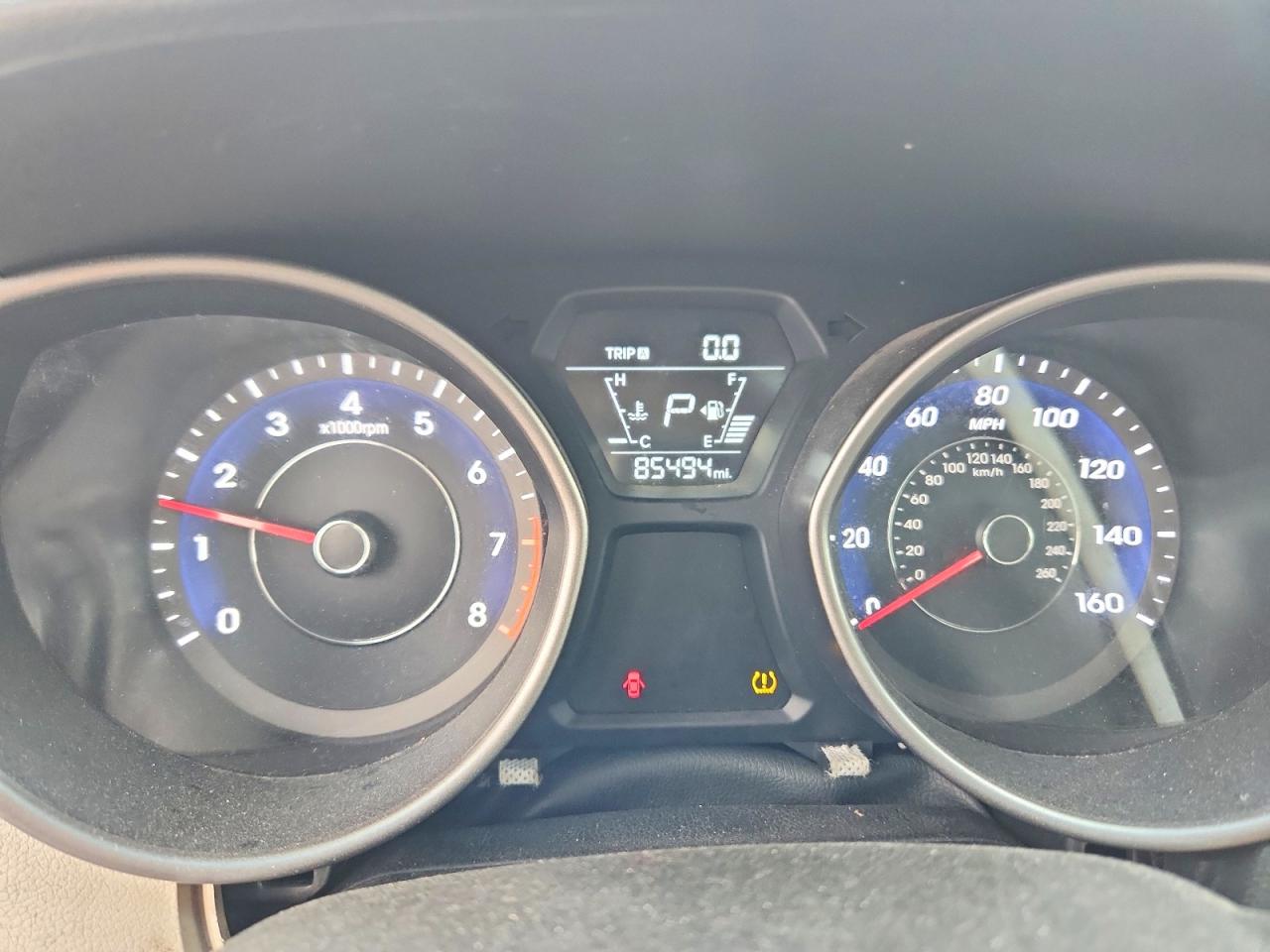 2014 HYUNDAI ELANTRA SE photo 25