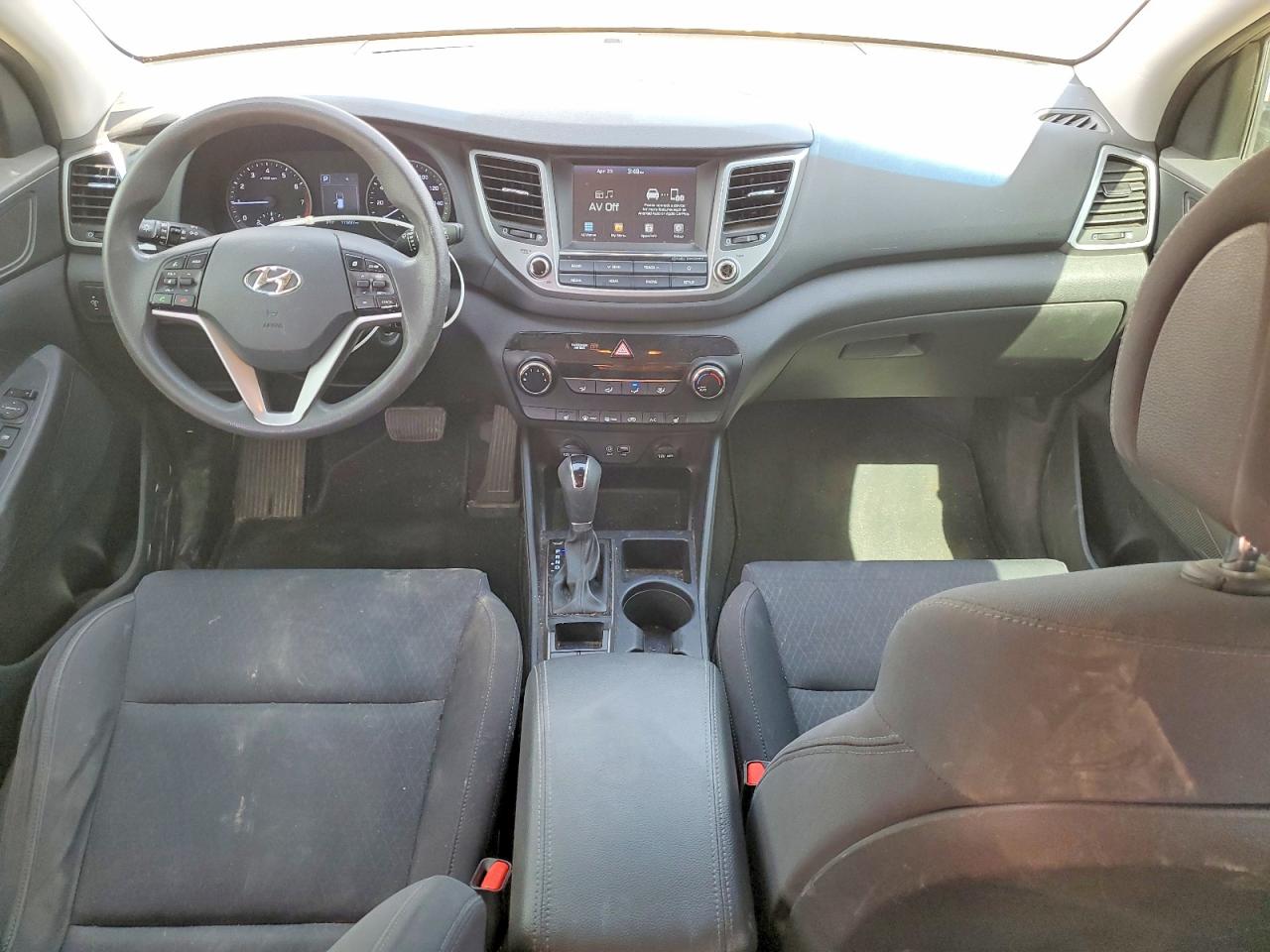 2018 HYUNDAI TUCSON SEL photo 8