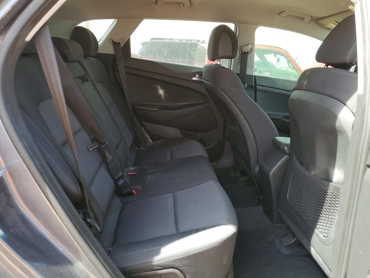 2018 HYUNDAI TUCSON SEL photo 11