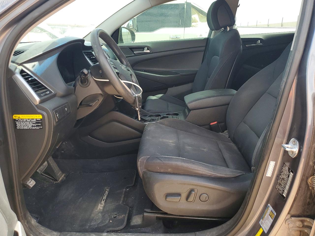 2018 HYUNDAI TUCSON SEL photo 7