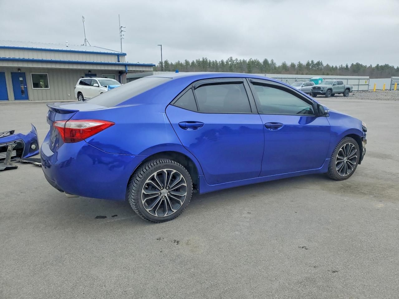 2014 TOYOTA COROLLA S PLUS photo 7