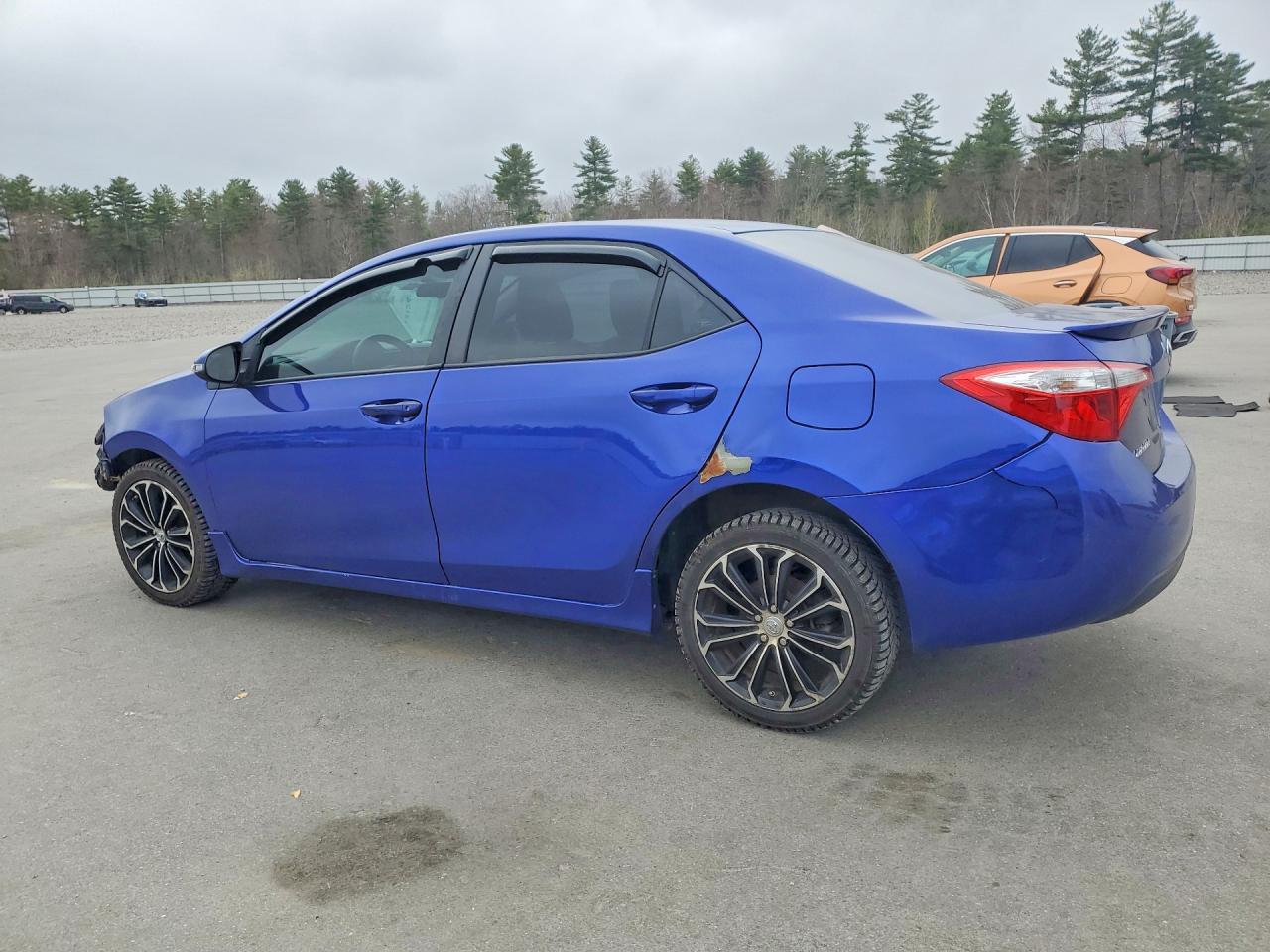 2014 TOYOTA COROLLA S PLUS photo 4