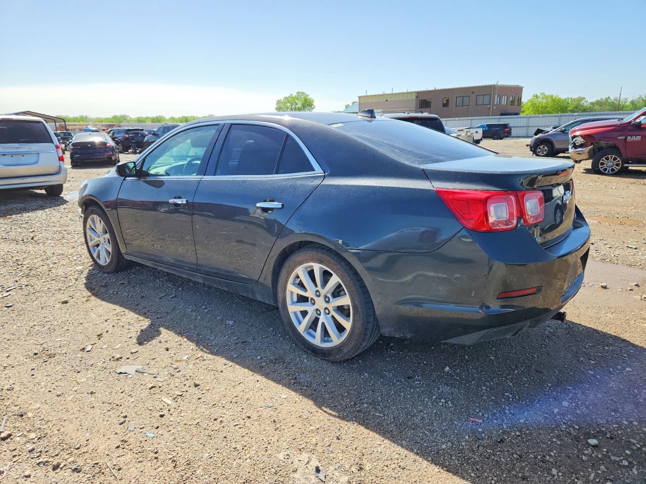 2014 CHEVROLET MALIBU LTZ photo 2