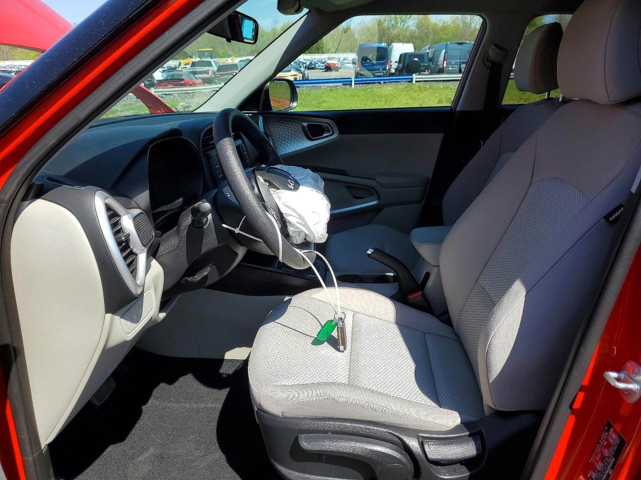 2024 KIA SOUL LX photo 13