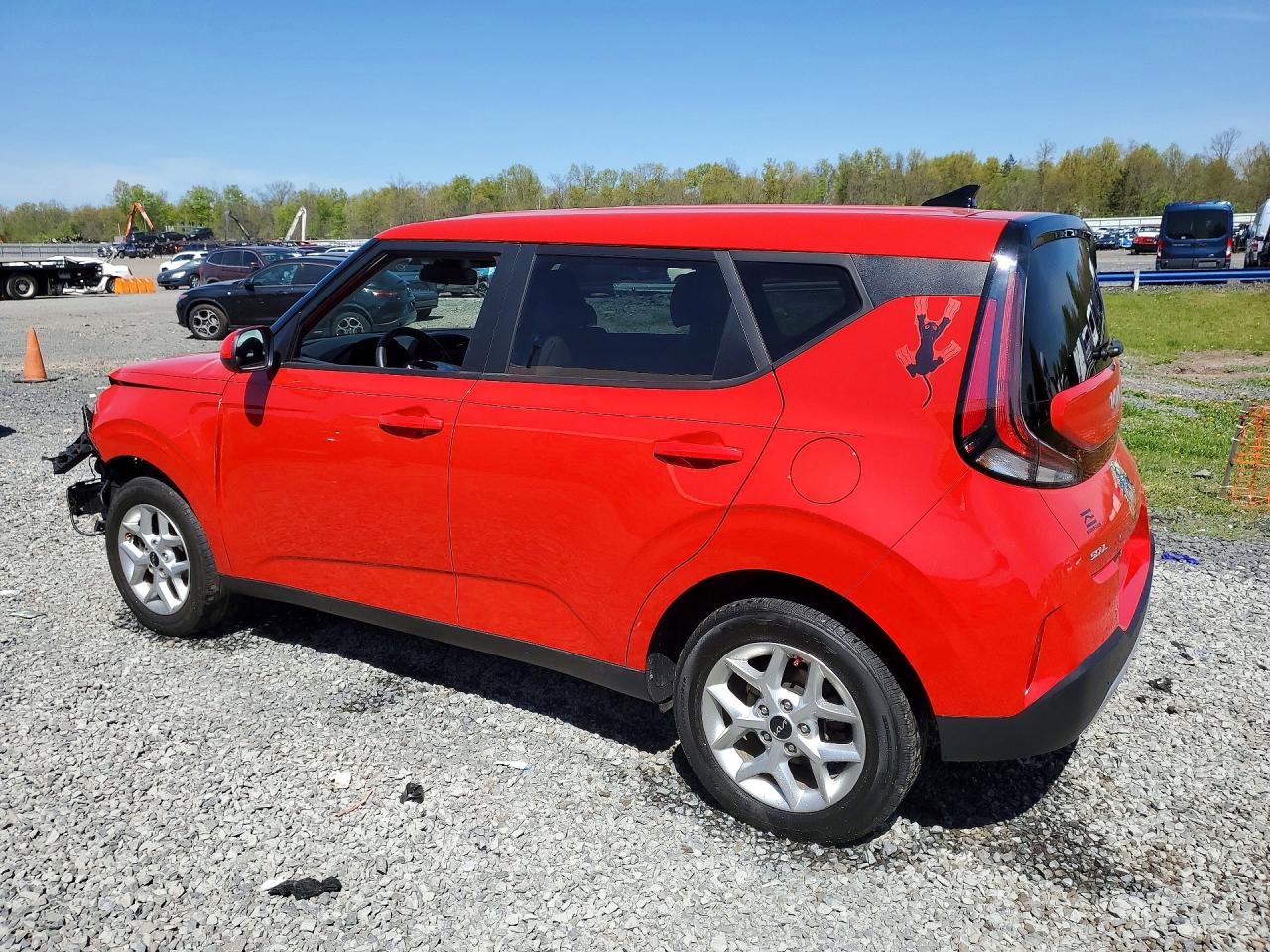 2024 KIA SOUL LX photo 3