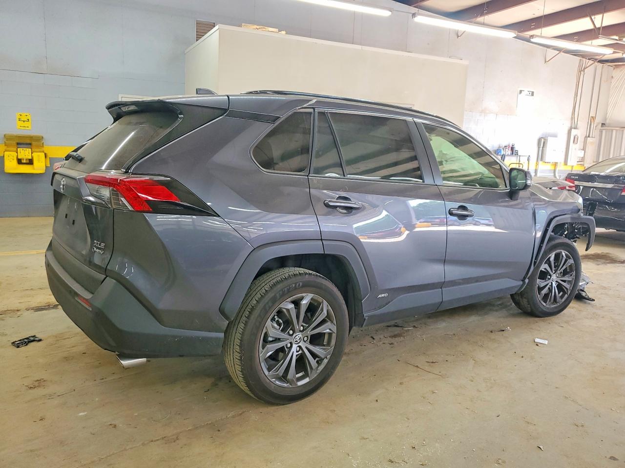 2025 TOYOTA RAV4 photo 3