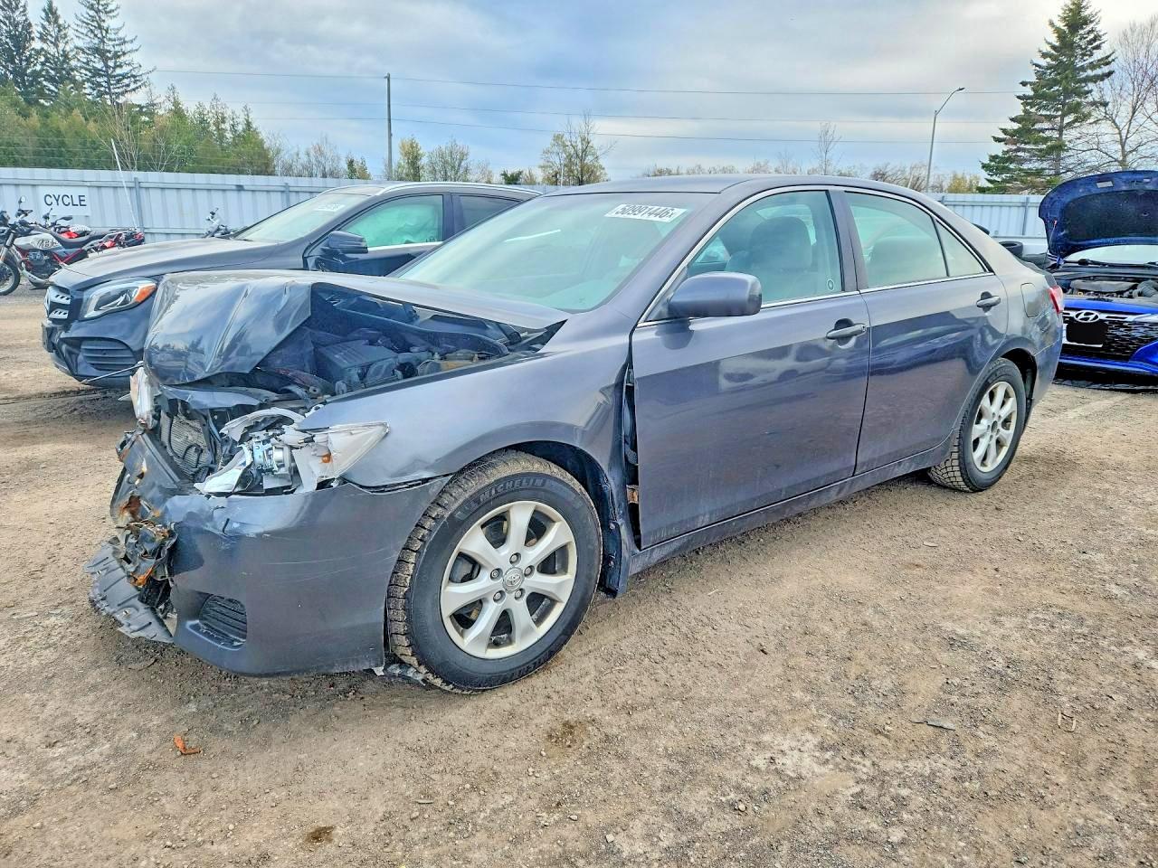 2011 TOYOTA CAMRY