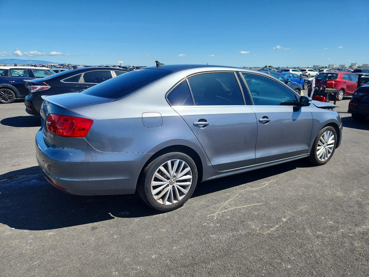 2012 VOLKSWAGEN JETTA SEL photo 5