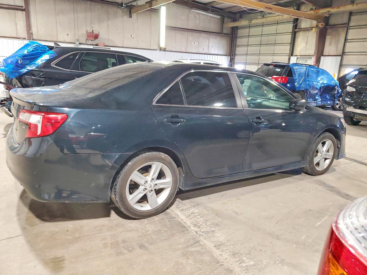 2012 TOYOTA CAMRY SE photo 7