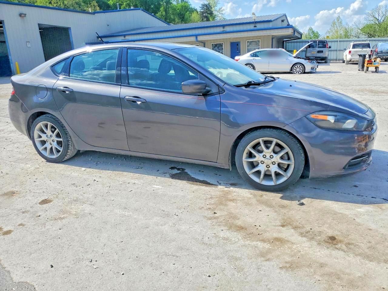 2014 DODGE DART SXT photo 10