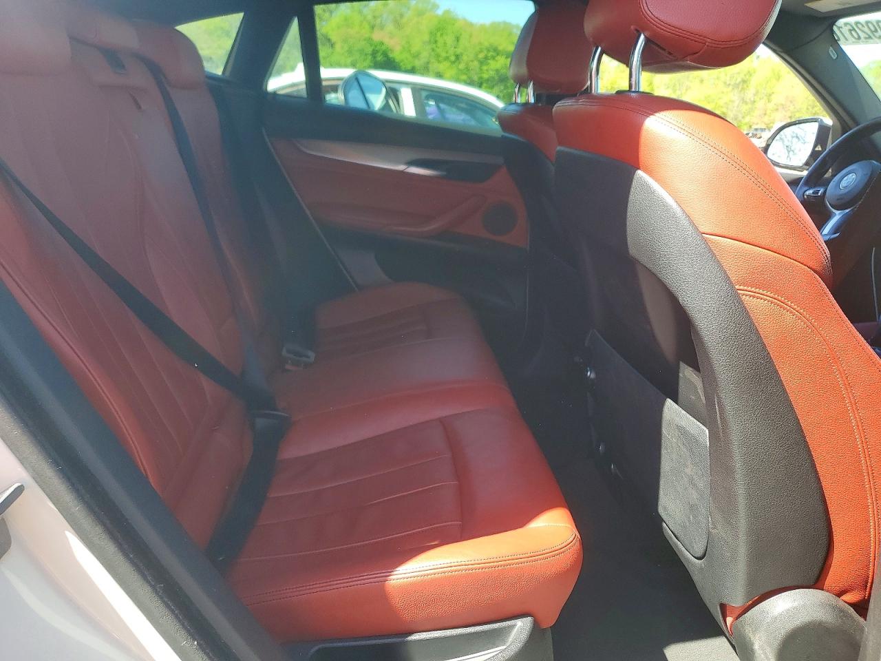 2015 BMW X6 XDRIVE35I photo 31