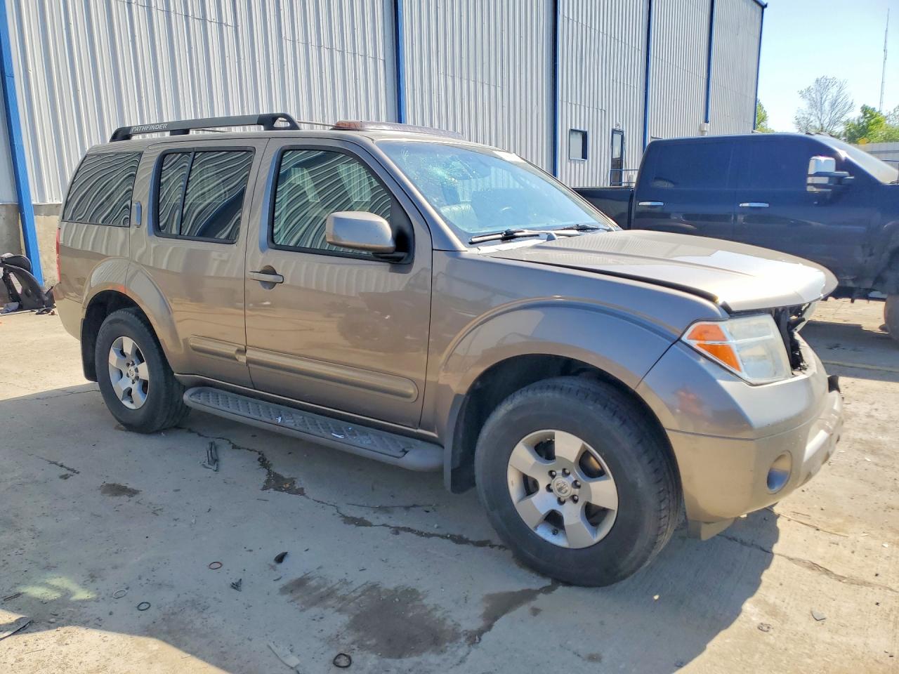 2006 NISSAN PATHFINDER S photo 4