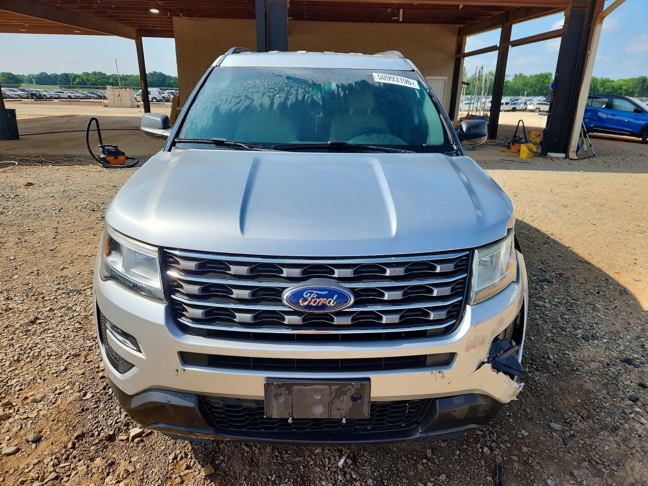 2017 FORD EXPLORER photo 9