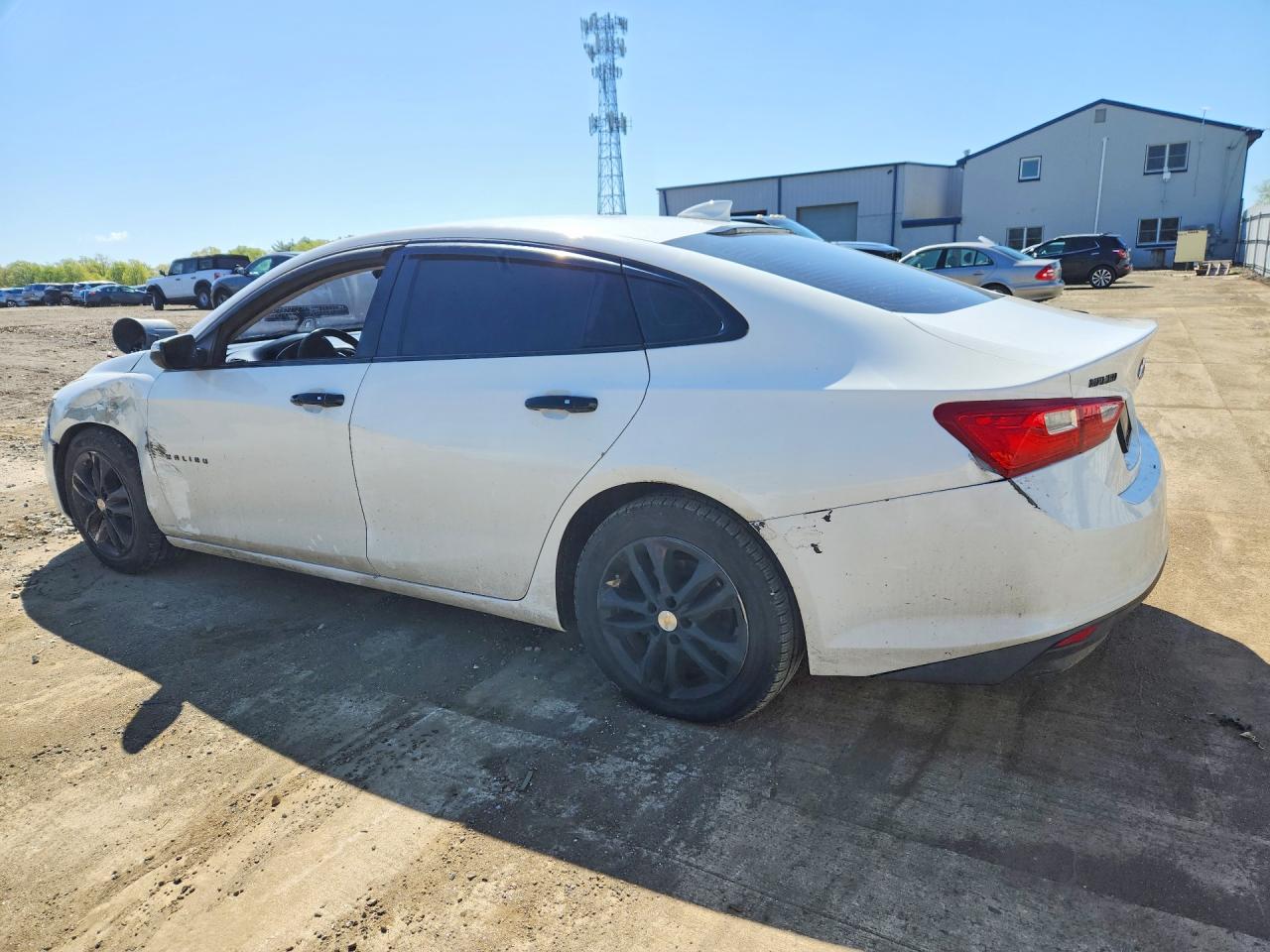2016 CHEVROLET MALIBU LT photo 3