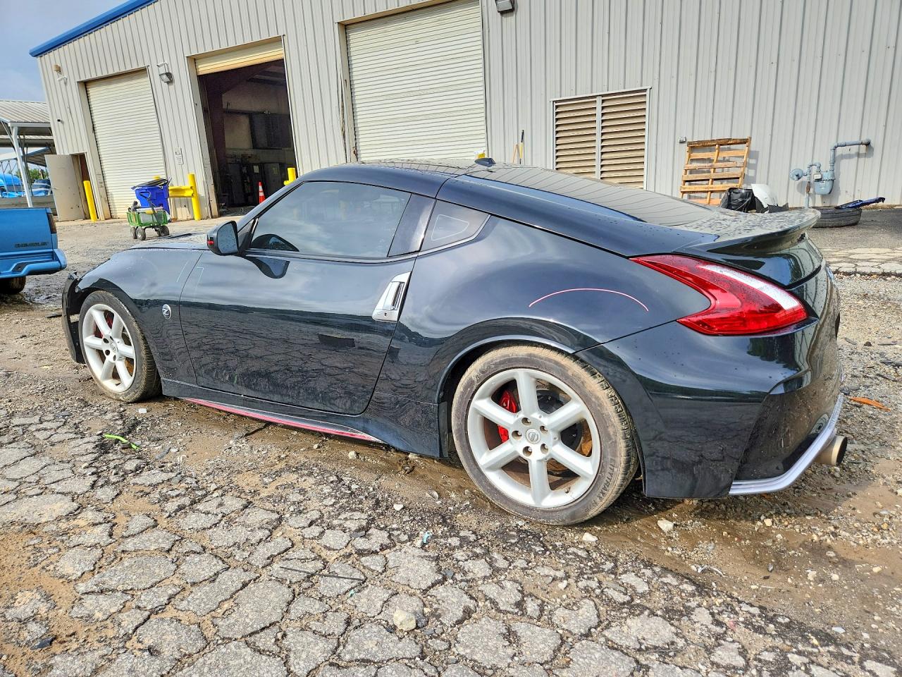 2016 NISSAN 370Z BASE photo 2
