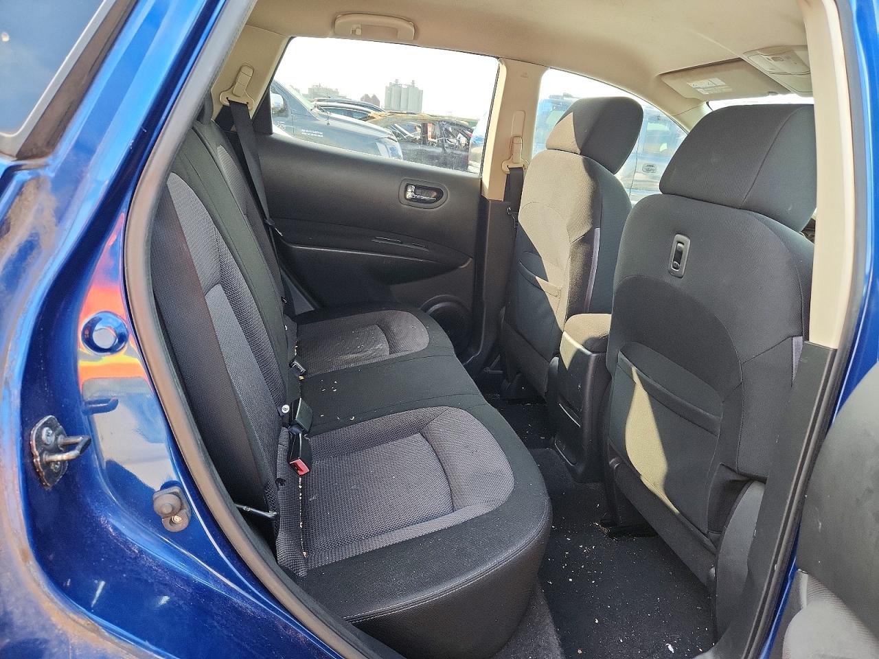 2011 NISSAN ROGUE S photo 11
