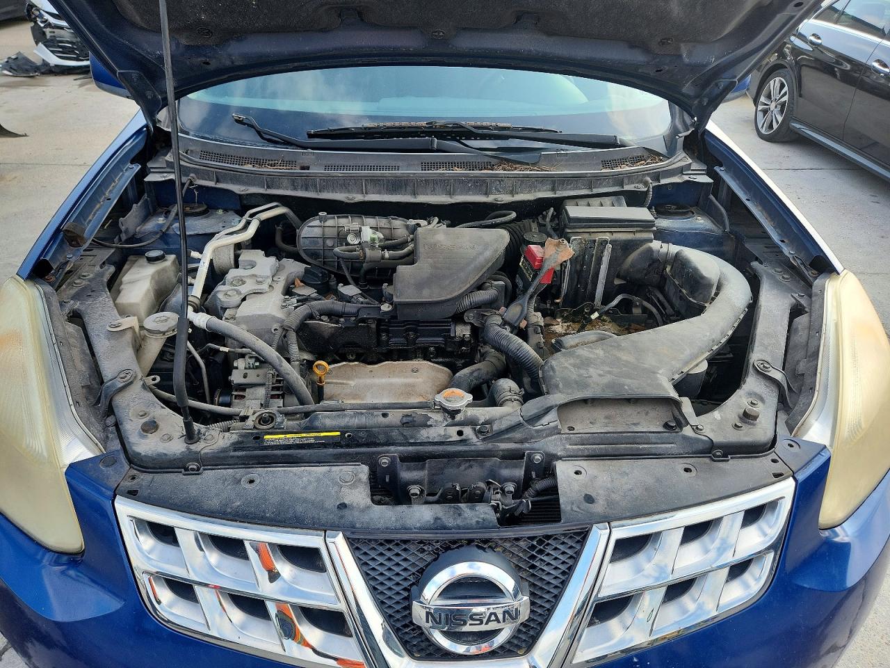2011 NISSAN ROGUE S photo 12