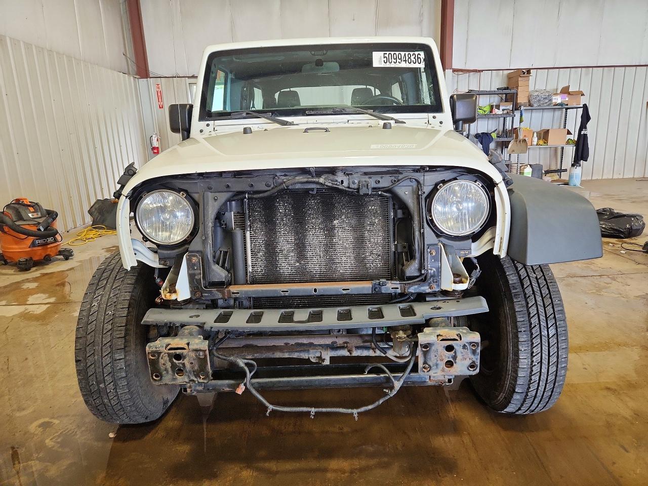 2016 JEEP WRANGLER UNLIMITED SPORT photo 9