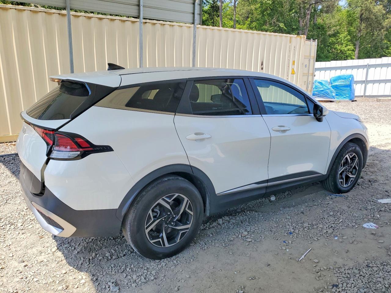 2023 KIA SPORTAGE LX photo 5