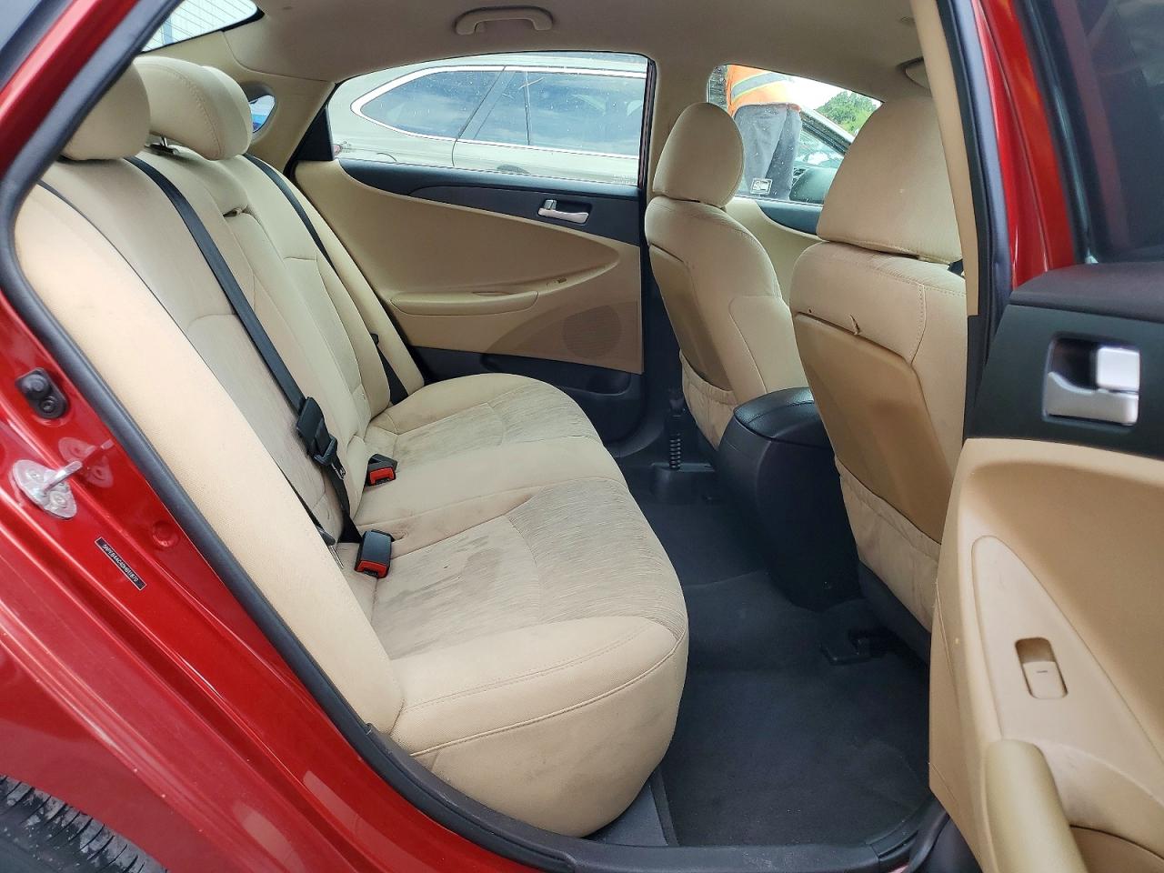 2013 HYUNDAI SONATA GLS photo 19