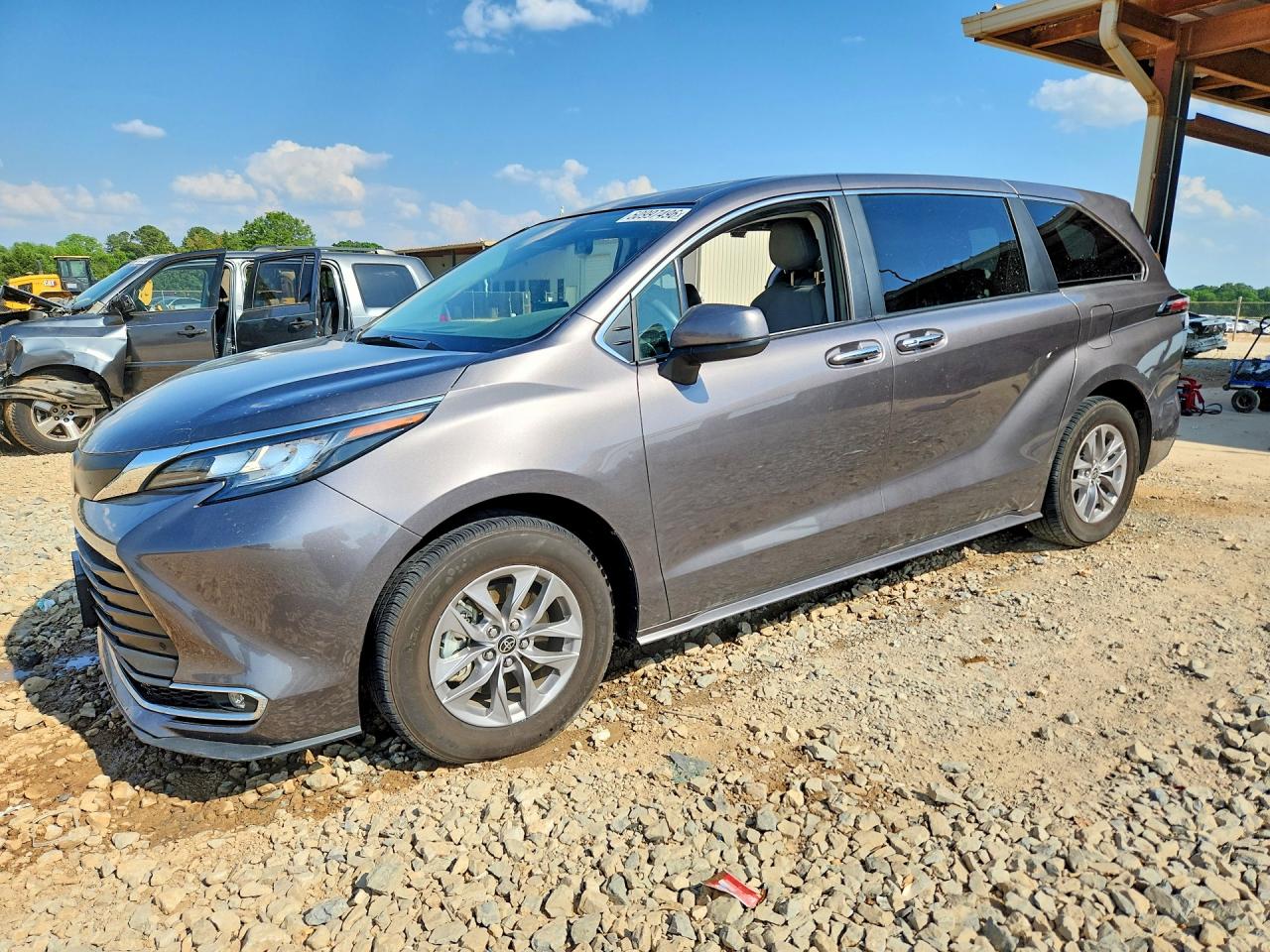 2022 TOYOTA SIENNA