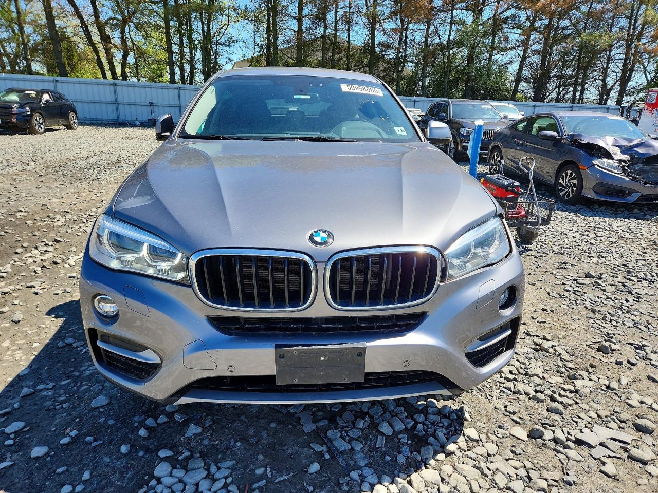 2015 BMW X6 XDRIVE35I photo 9