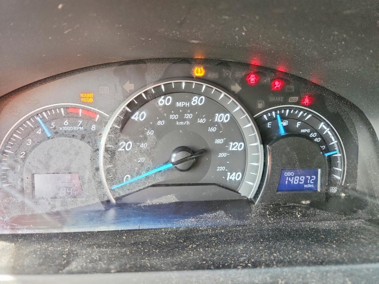 2012 TOYOTA CAMRY LE photo 17