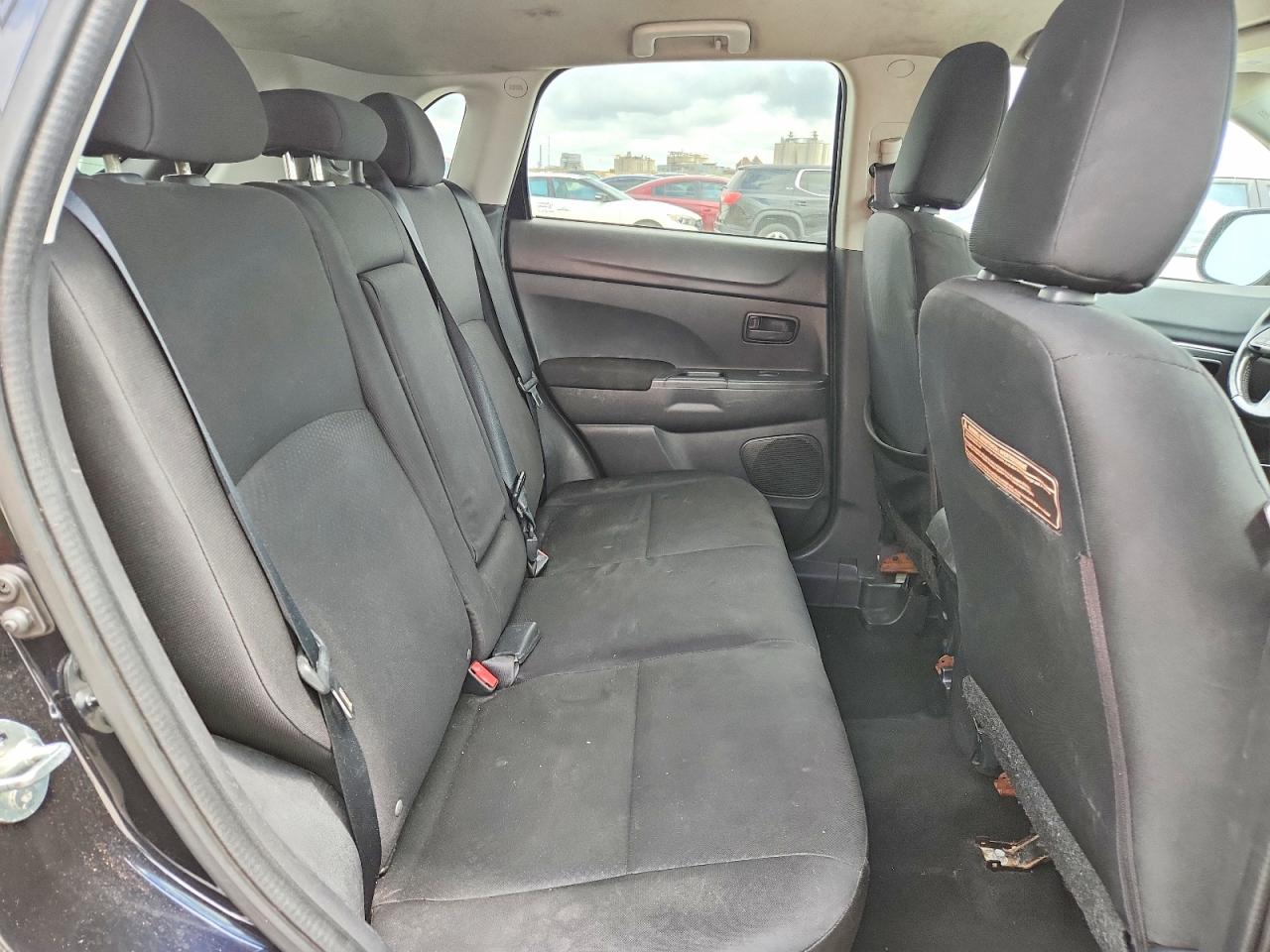 2014 MITSUBISHI OUTLANDER SPORT ES photo 11