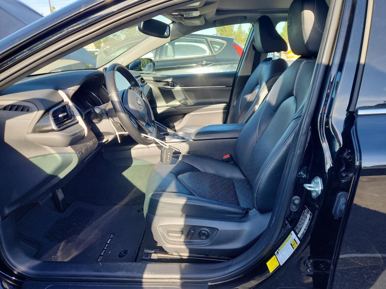 2021 TOYOTA CAMRY XSE photo 7