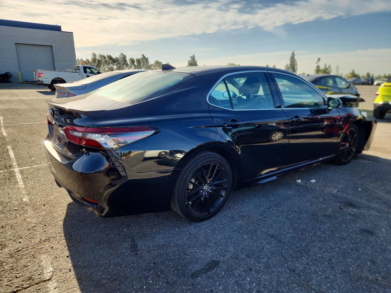 2021 TOYOTA CAMRY XSE photo 3
