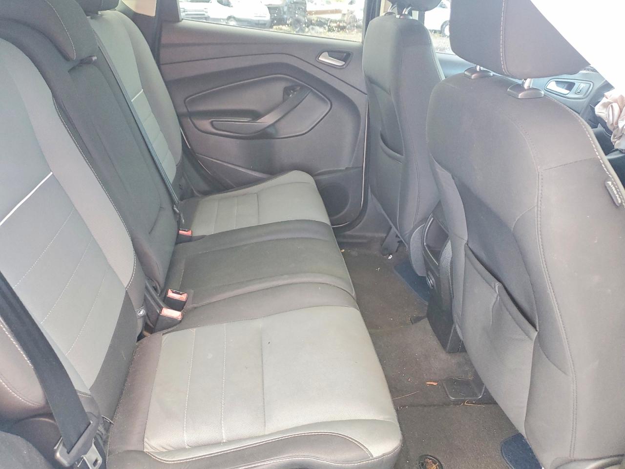 2013 FORD ESCAPE SE photo 21