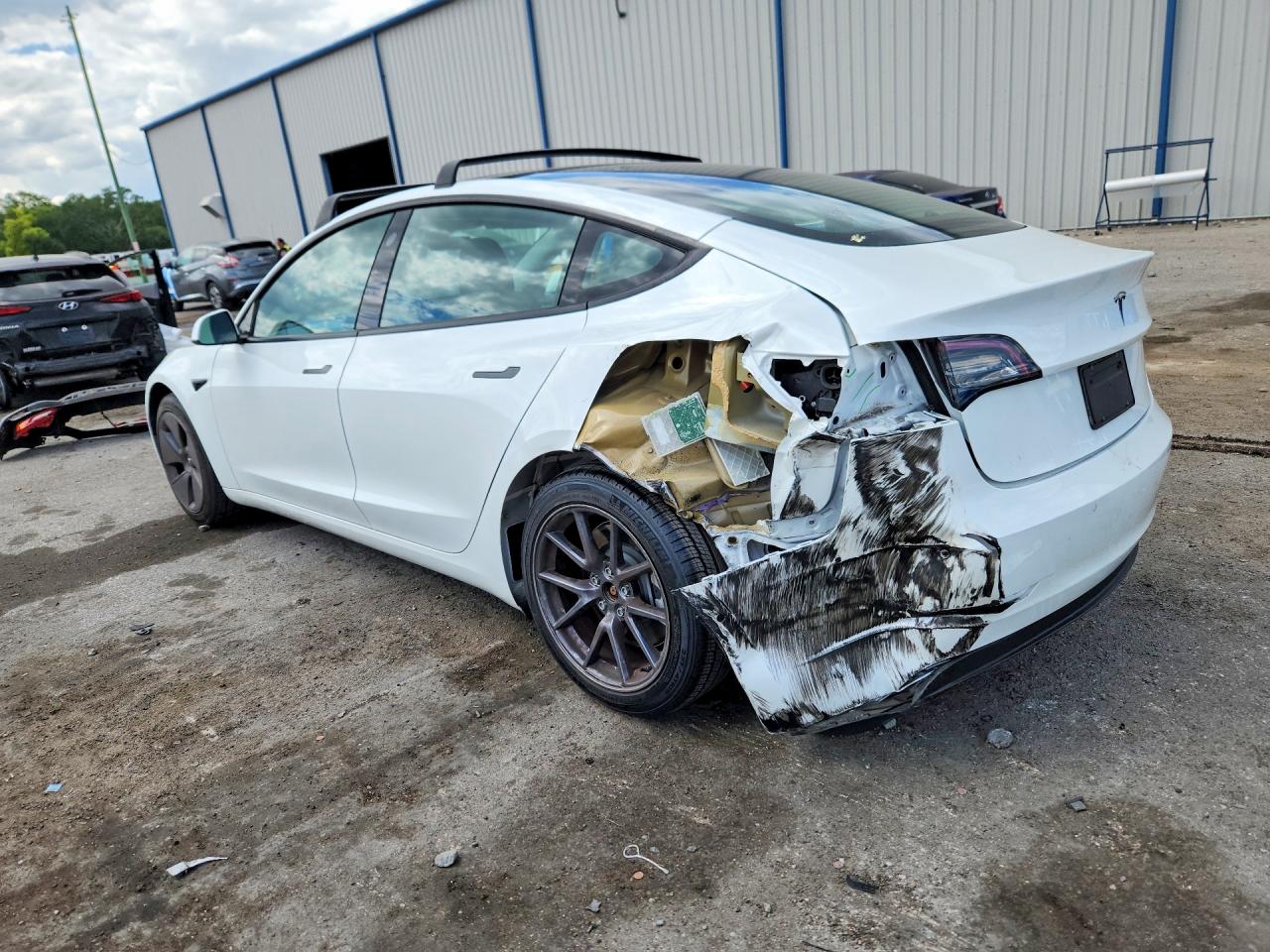 2021 TESLA MODEL 3 photo 2