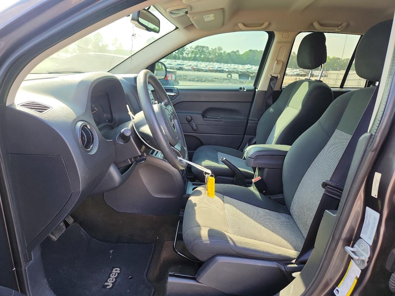 2016 JEEP COMPASS SPORT photo 13
