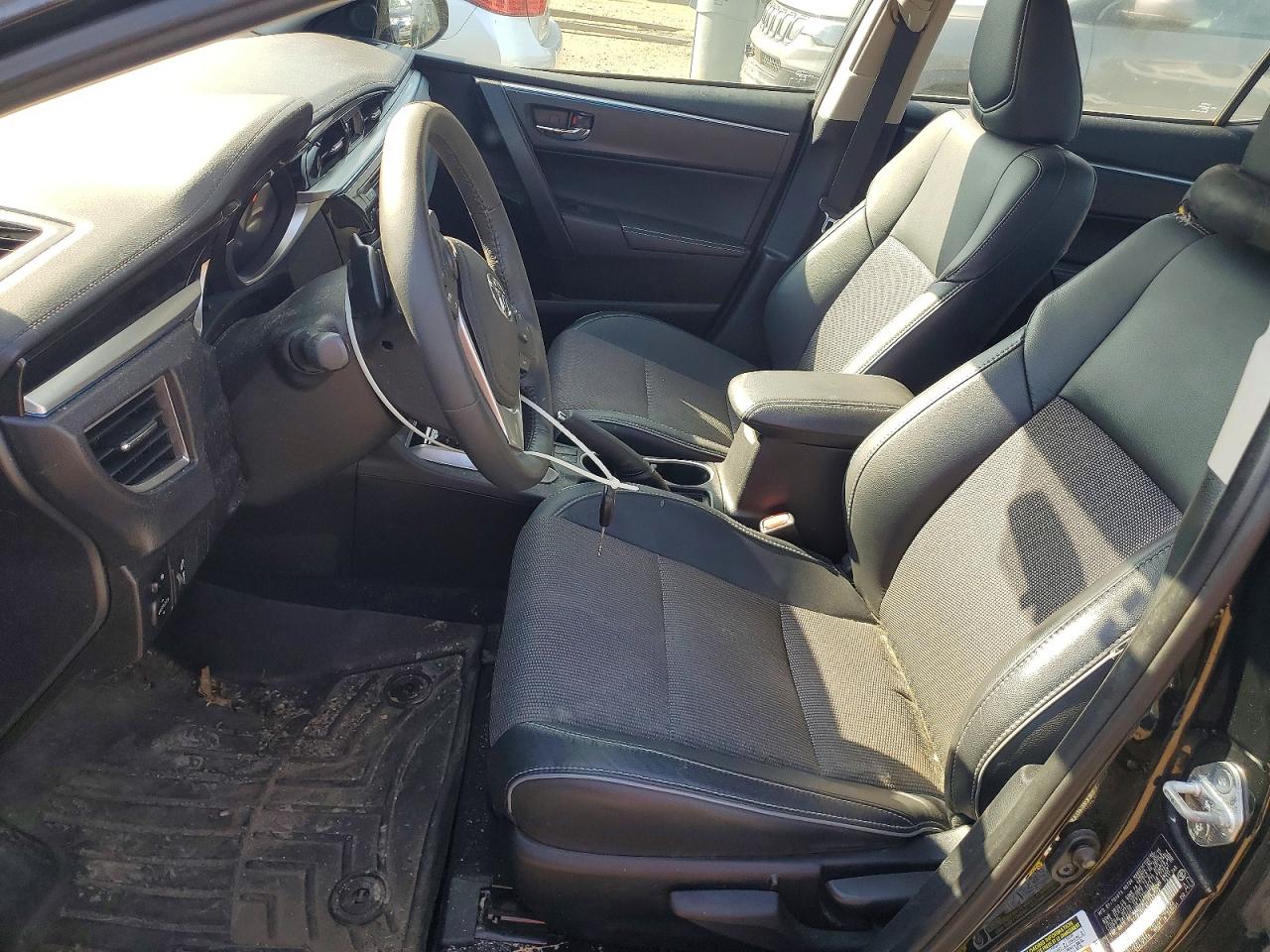2015 TOYOTA COROLLA S PLUS photo 7