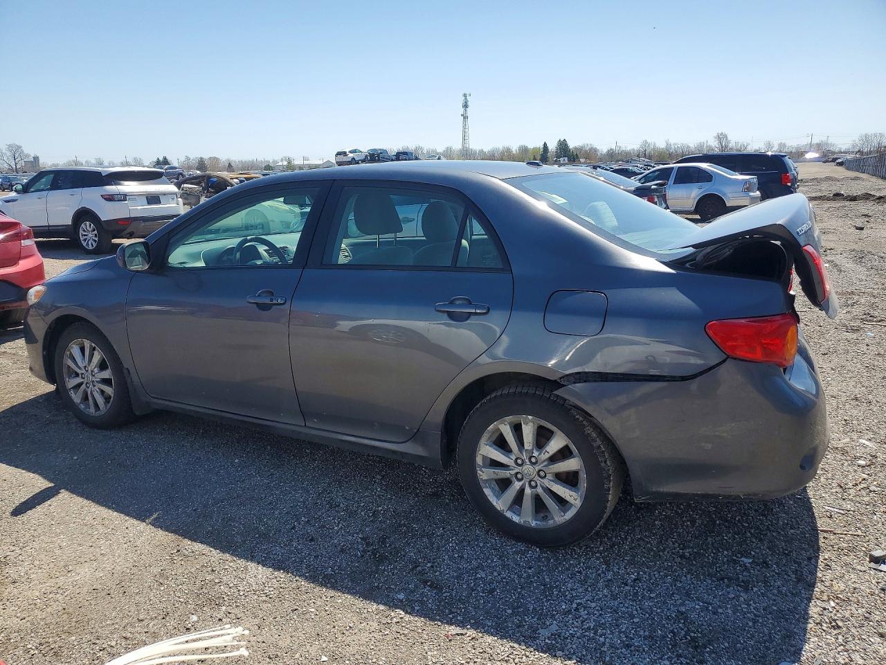 2010 TOYOTA COROLLA BASE photo 4