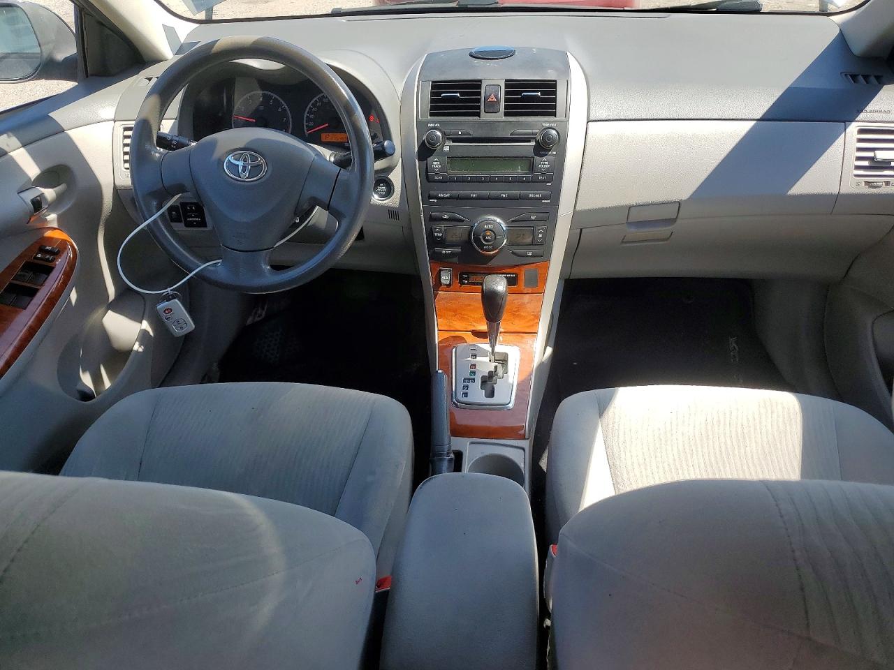 2010 TOYOTA COROLLA BASE photo 22