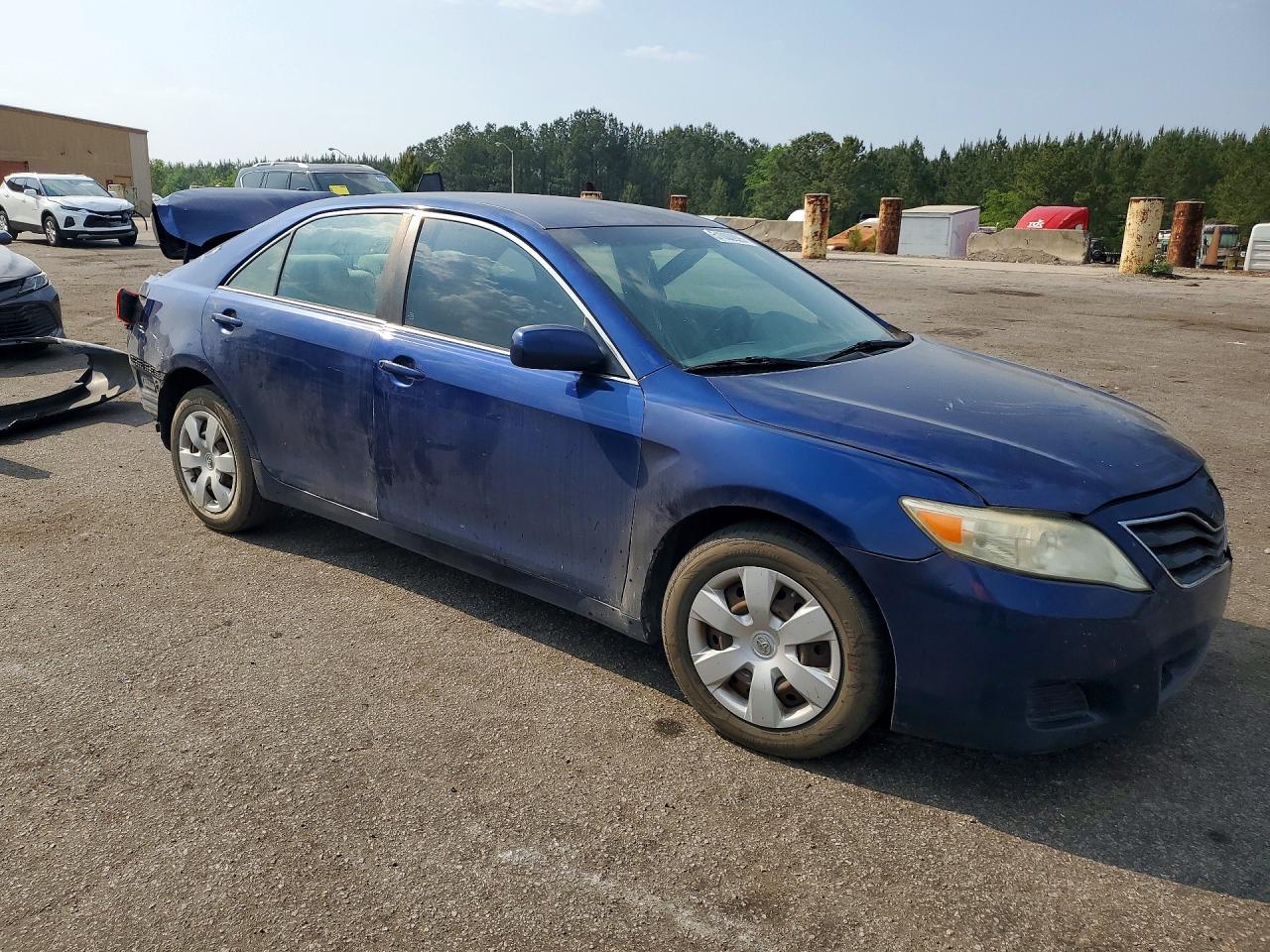 2009 TOYOTA CAMRY BASE photo 10