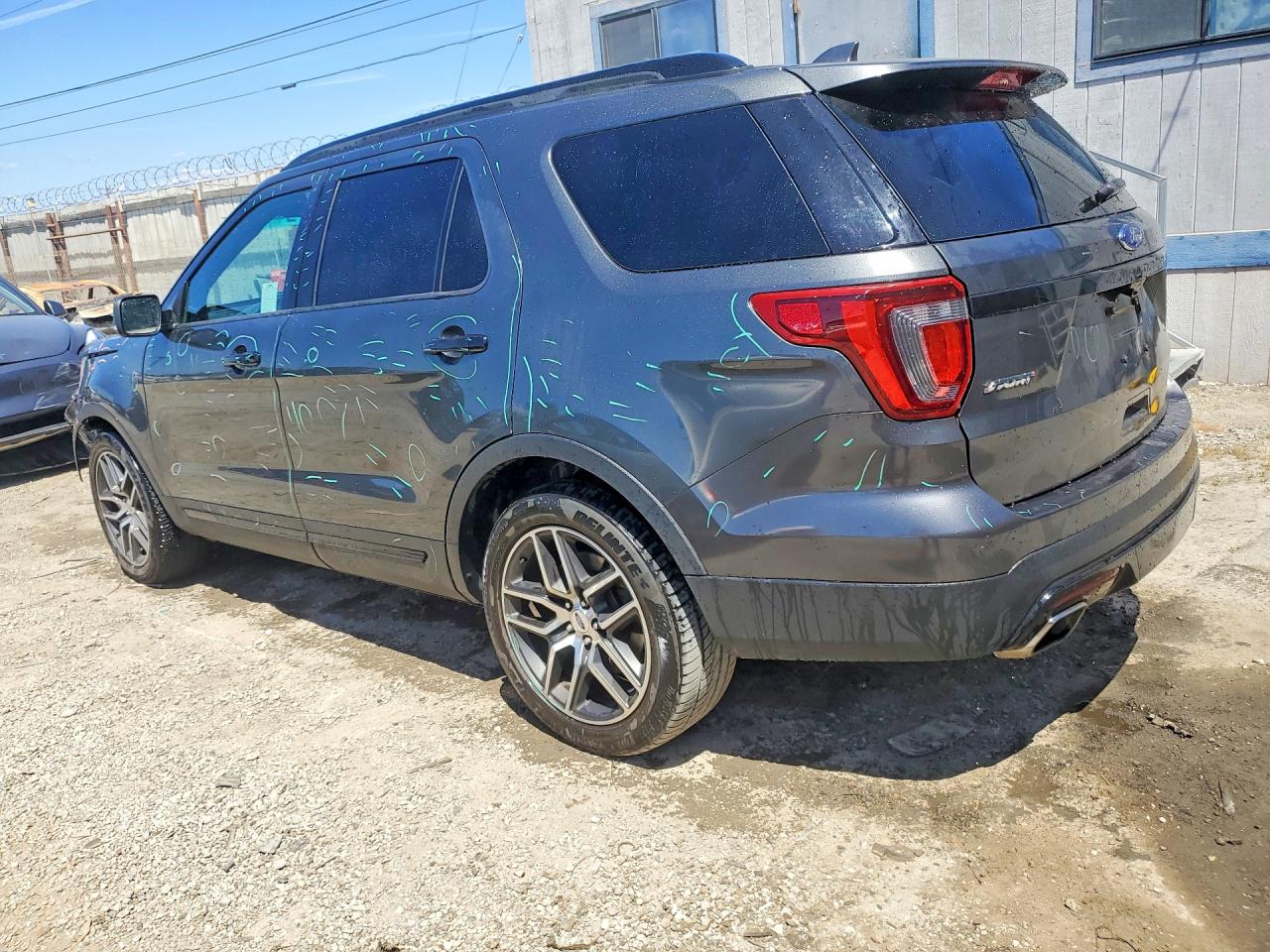 2017 FORD EXPLORER SPORT photo 4