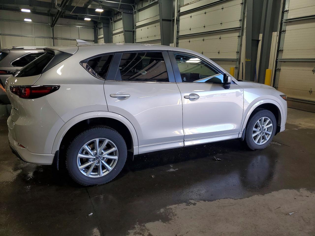 2025 MAZDA CX-5 PREFERRED photo 3