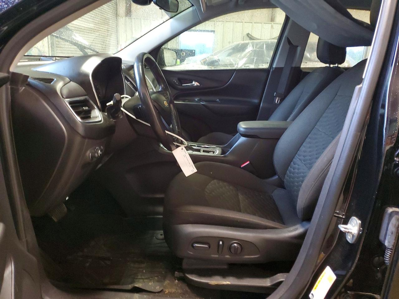 2020 CHEVROLET EQUINOX LT photo 13