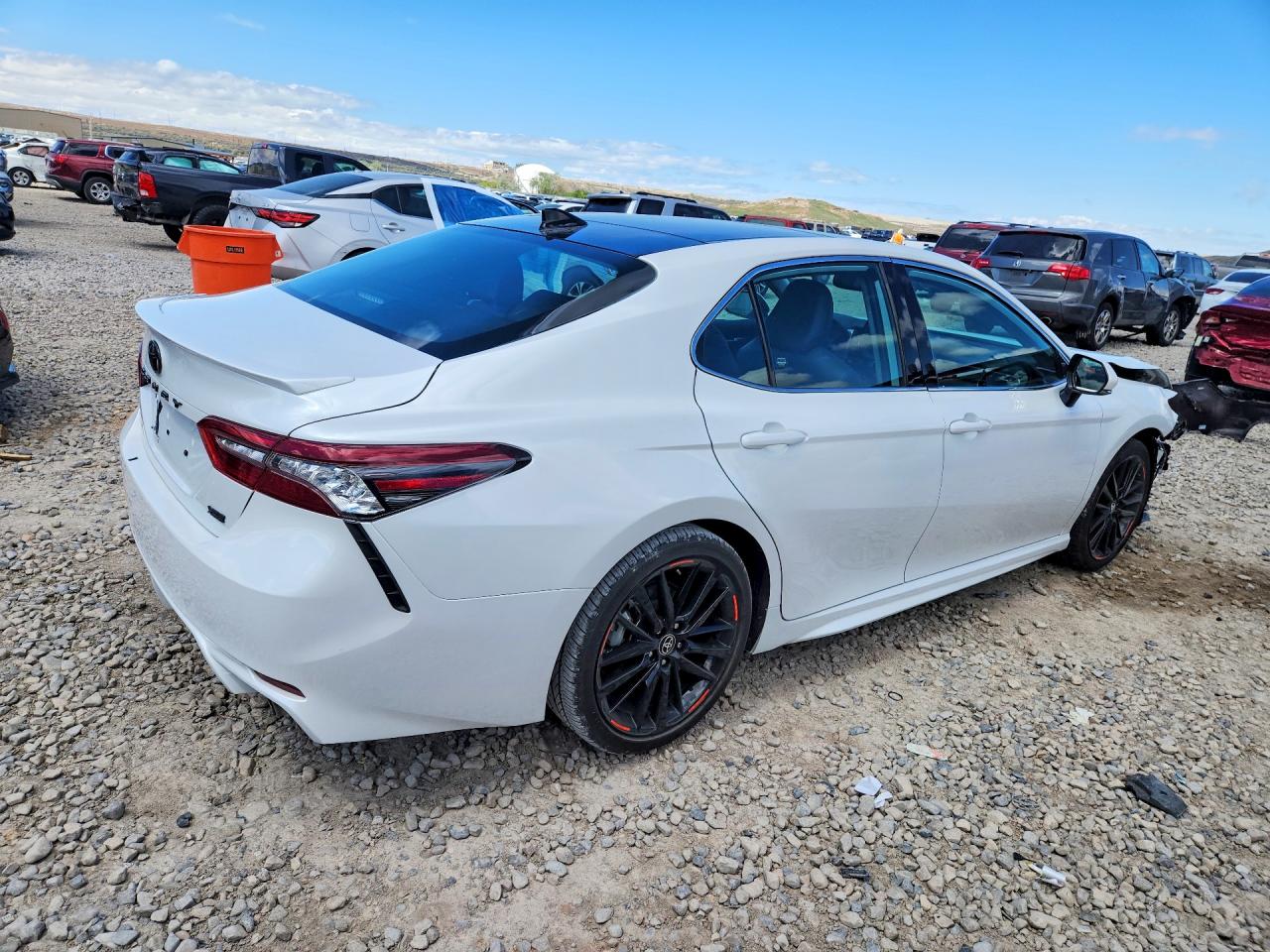 2021 TOYOTA CAMRY XSE photo 5