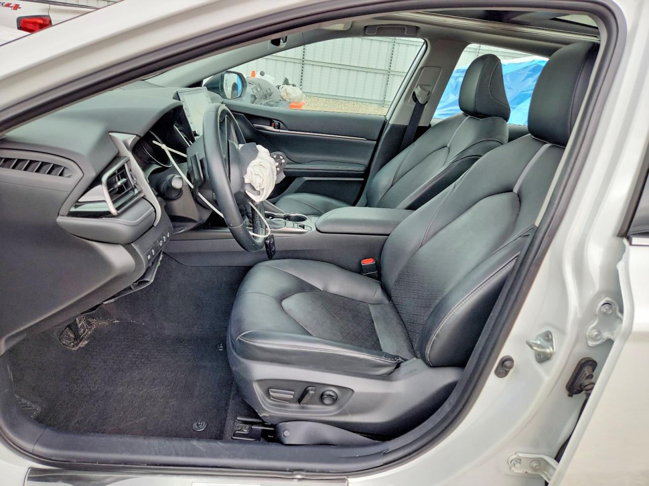 2021 TOYOTA CAMRY XSE photo 13