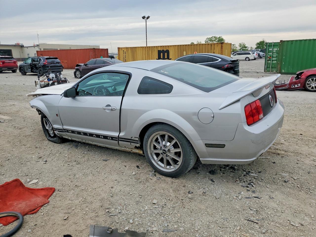 2005 FORD MUSTANG photo 3