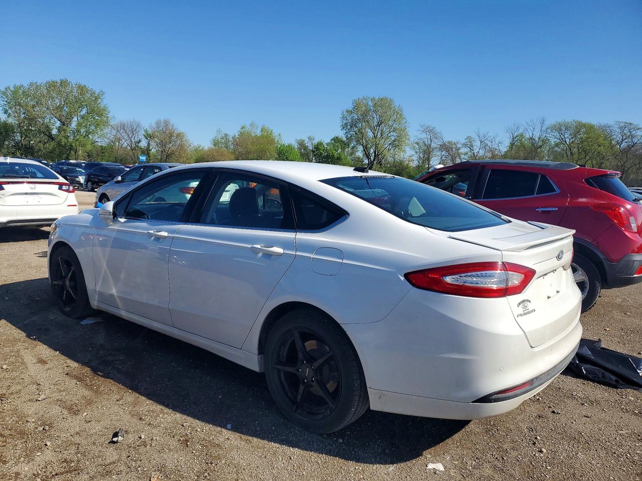 2016 FORD FUSION SE photo 3