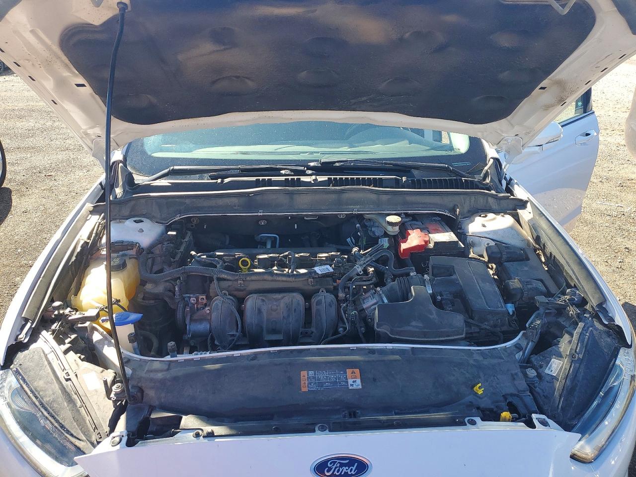 2016 FORD FUSION SE photo 21