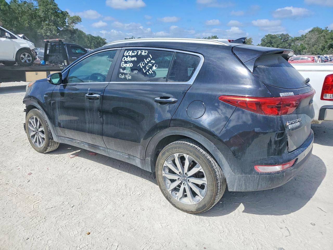 2017 KIA SPORTAGE EX photo 3