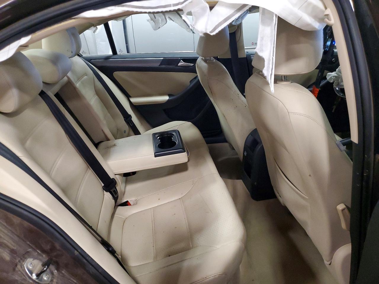 2013 VOLKSWAGEN JETTA TDI photo 19