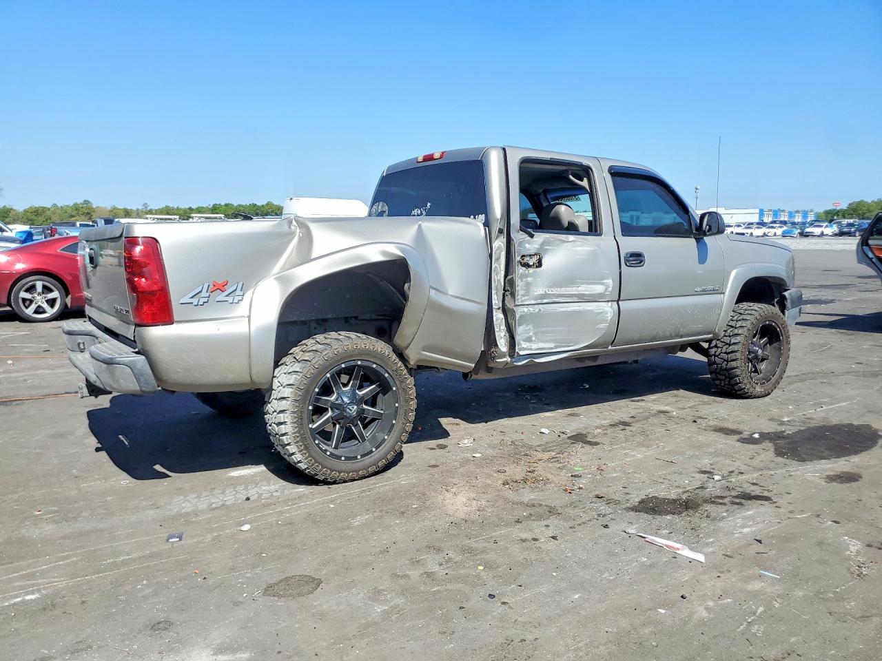 2003 CHEVROLET SILVERADO K2500 HEAVY DUTY photo 3