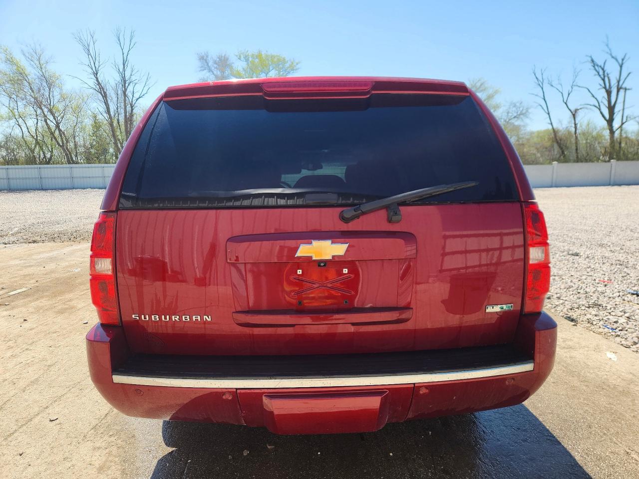 2010 CHEVROLET SUBURBAN K1500 LTZ photo 11